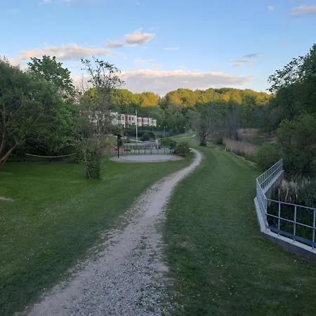 Апартаменты Comfortable Townhouse Вильнюс