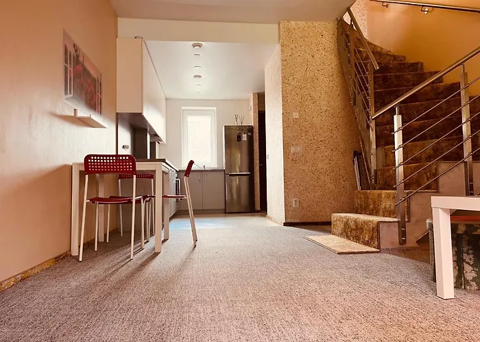 Comfortable Townhouse Apartament